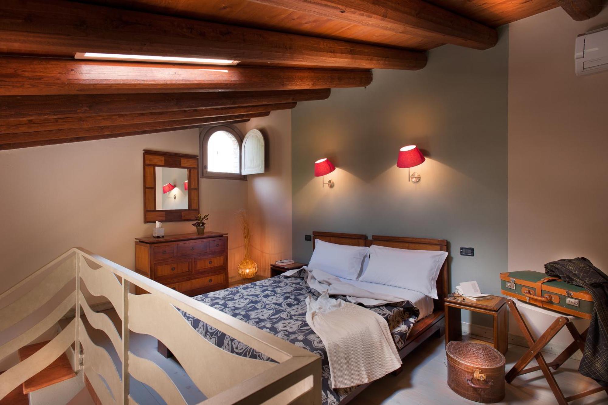 Boutique Hotel Villa Dei Campi Gavardo Exterior photo