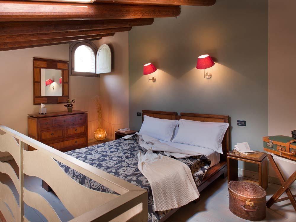 Boutique Hotel Villa Dei Campi Gavardo Exterior photo